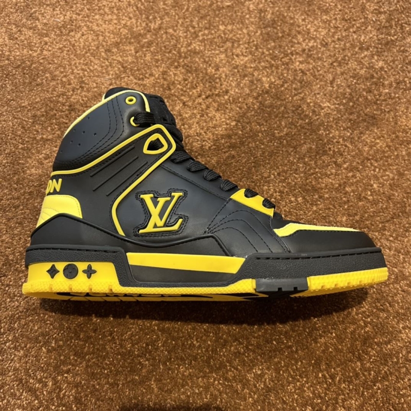 Louis Vuitton Sneakers